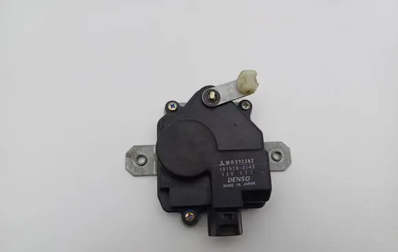 Mitsubishi Space Wagon Central locking motor MR292262