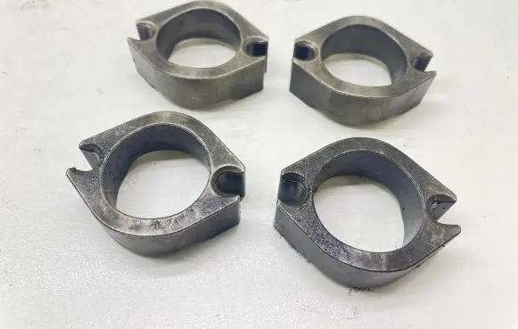 Subaru Forester SH Fuel Injector clamp holder