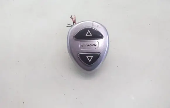 Citroen C5 Suspension ride height/mode switch 9633261277