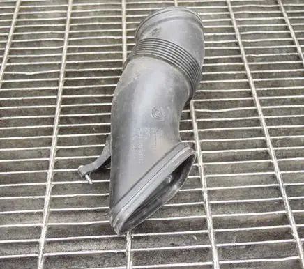 Audi A8 S8 D4 4H Air intake hose/pipe 4H0129510C