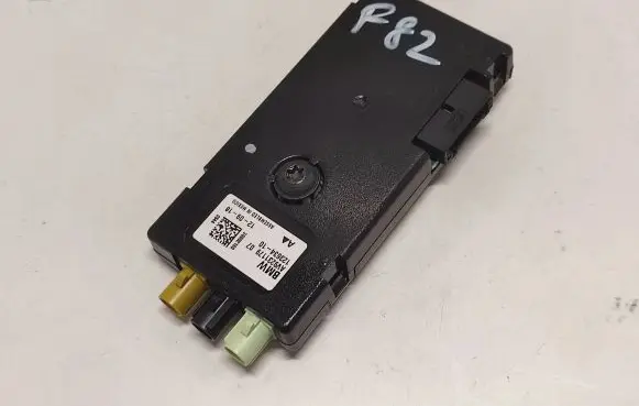 BMW M4 F82 F83 Aerial antenna amplifier 9231179 65209231179