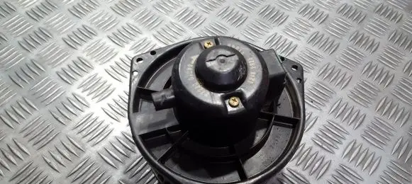 Nissan Sunny Heater fan/blower 27220