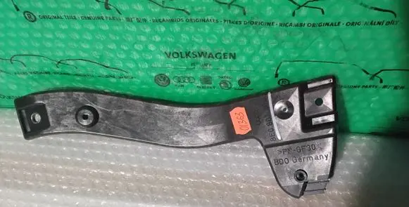 Audi A4 S4 B7 8E 8H Front bumper mounting bracket 8E0807204B