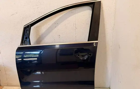 Seat Alhambra (Mk2) Front door LH5X