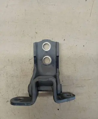 Toyota Avensis T250 Front door upper hinge 