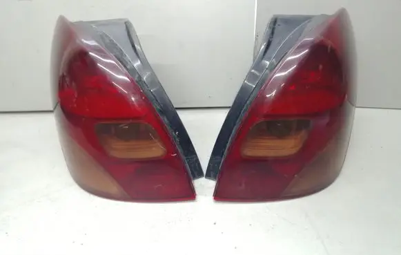 Toyota Corolla Verso E121 Rear/tail lights set 