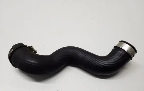Audi A4 S4 B7 8E 8H Intercooler hose/pipe