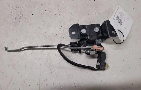 KIA Sportage Tailgate window lock/catch/latch 8H6L
