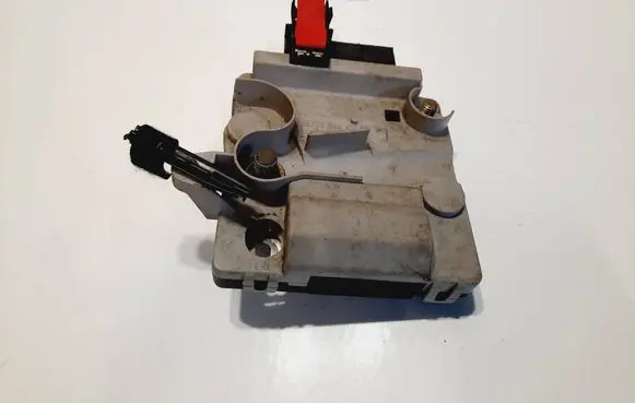 Mercedes-Benz S W220 Battery relay fuse 
