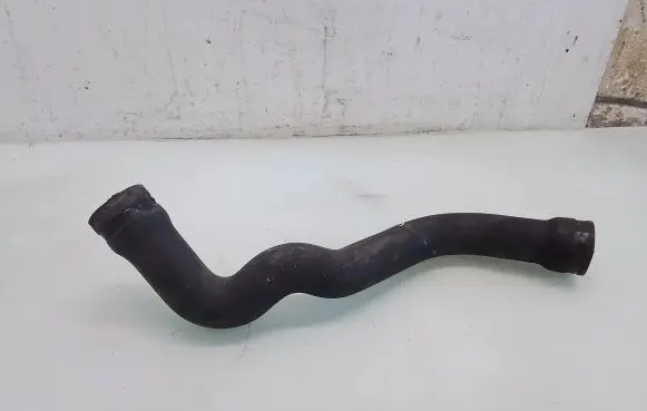 Mercedes-Benz E W210 Engine coolant pipe/hose