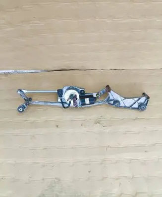 Mercedes-Benz ML W164 Front wiper linkage and motor A1648201842 3027A 4049312V