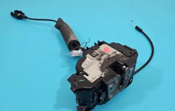 Renault Megane III Front door lock IMPRK1508280