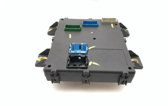 Maserati Quattroporte Tailgate/trunk control unit/module 210683