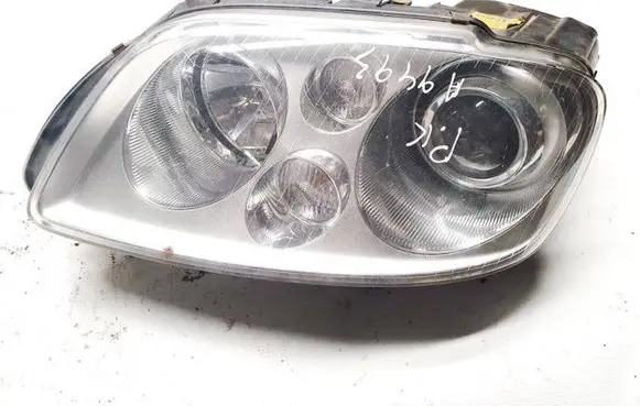 Volkswagen Touran I Headlight/headlamp 1T0941031D 0301205271