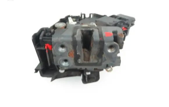 Ford Focus Front door lock 3M5AR21813ER