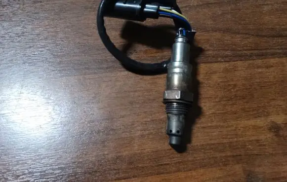 Mercedes-Benz Vito Viano W638 Lambda probe sensor A0005428711