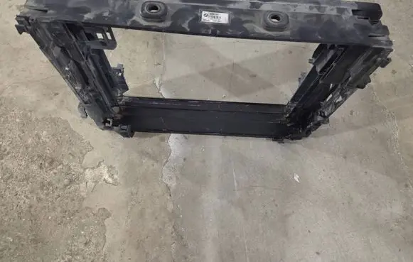 BMW 7 F01 F02 F03 F04 Radiator support slam panel 762127202 Z0801002