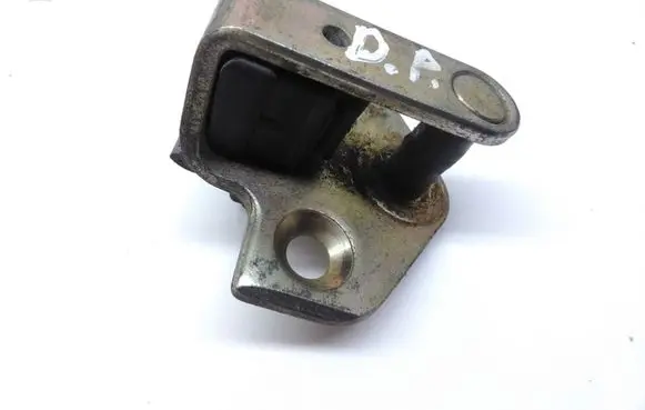 Ford Mondeo Mk III Front door lock loop/hook striker 96BGF21982