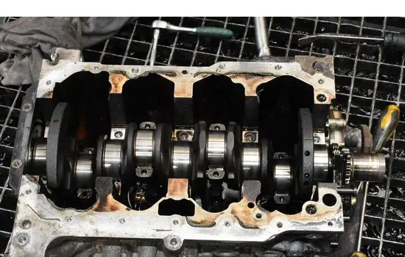 Volkswagen Golf IV Engine block BKG