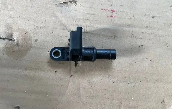 Citroen Berlingo Camshaft position sensor 9677493380
