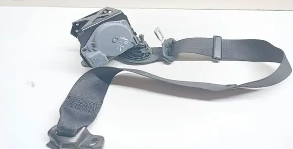 BMW X3 F25 Front seatbelt 7258431