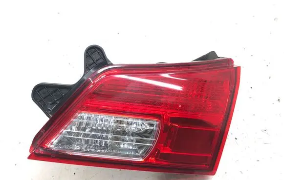 Subaru Outback Tailgate rear/tail lights 84912AJ250