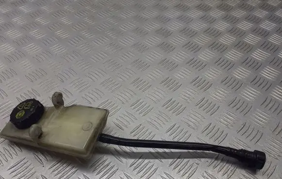 Ford C-MAX I Brake fluid reservoir 033508-86381