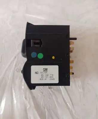 Opel Astra G Light switch 09181045