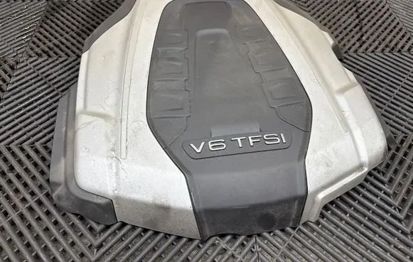 Audi A8 S8 D4 4H Engine cover (trim) 06E103925Q