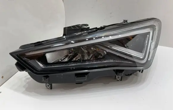 Seat Leon IV Headlight/headlamp 5FB941007J