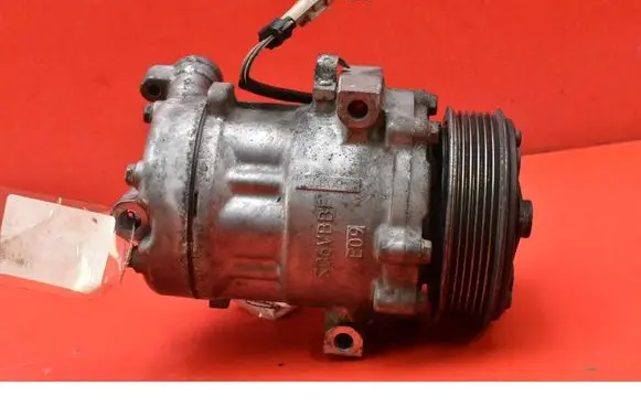 Suzuki Swift I Air conditioning (A/C) compressor (pump)