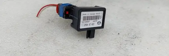 Mazda 6 Airbag deployment crash/impact sensor GP9A57KC0 K0273 06252005