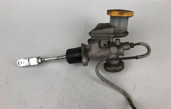 Subaru Forester SG Clutch master cylinder