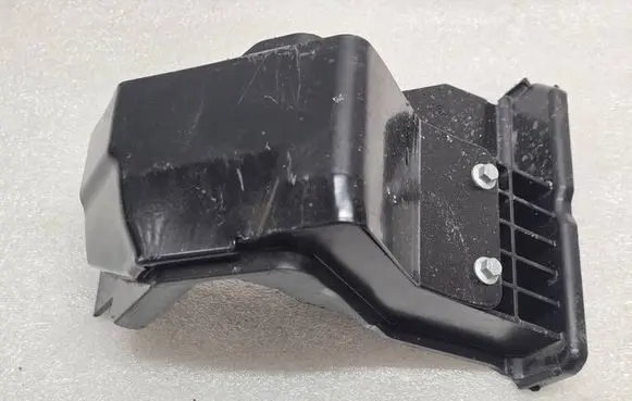 Volvo XC40 Battery bracket 32132861