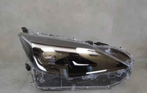 Toyota Yaris Cross Headlight/headlamp 0D312