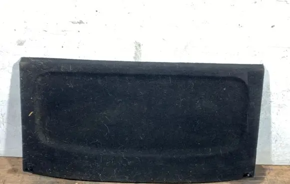 Parcel shelf