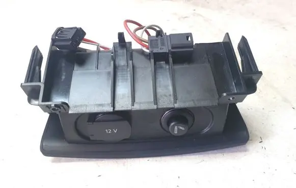 Audi A7 S7 4G Cigarette lighter rear 4G0919565
