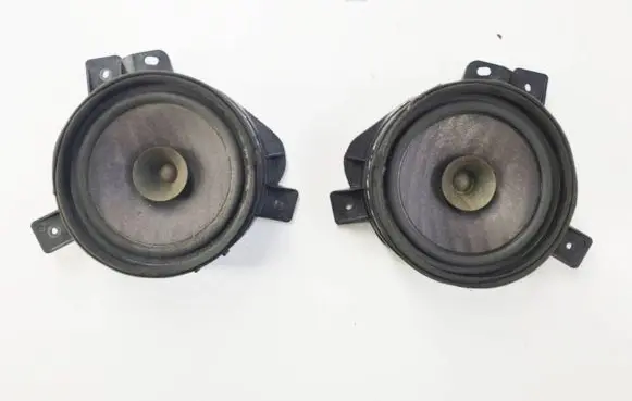 Mitsubishi Grandis Rear door speaker MR986443 4311B2 EAS16P651BL3