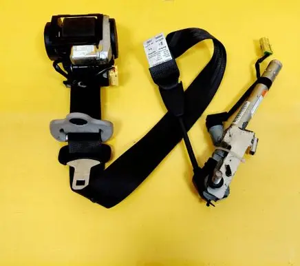 Honda CR-V Front seatbelt 0435198
