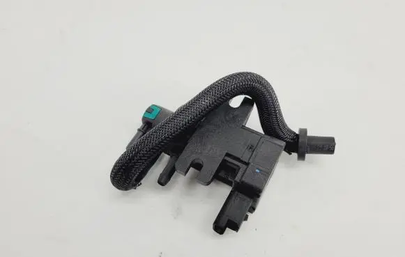 Citroen Berlingo Electromagnetic valve 9812404180