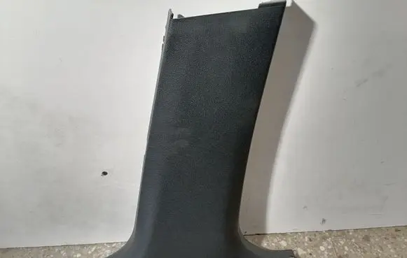 Mercedes-Benz E W212 (B) pillar trim (bottom) A2126904025
