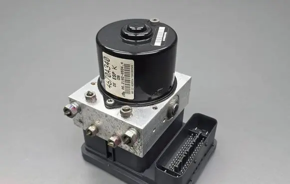 Peugeot 4007 ABS Pump 4670A340 06210209344 06210951003