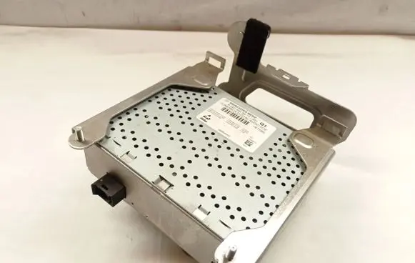 Mercedes-Benz C W205 HiFi Audio sound control unit A2229008911