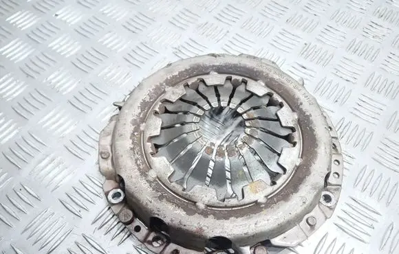 Hyundai i20 (PB PBT) Pressure plate 3000951394 14162