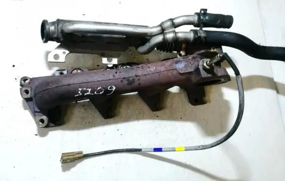 Suzuki Grand Vitara II Exhaust manifold 8200701