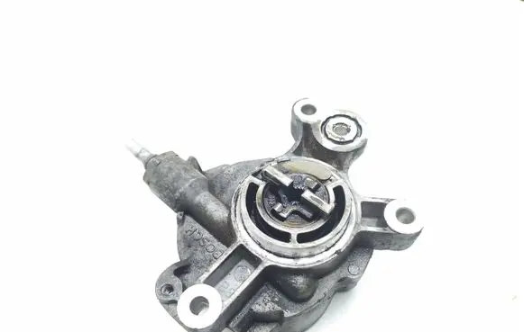Volvo V50 Vacuum pump D1651A