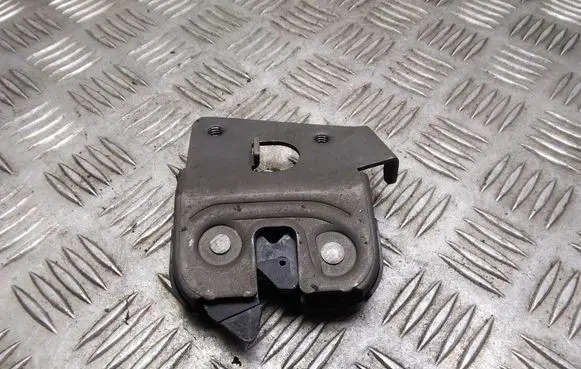 BMW 5 E60 E61 Seat back rest lock catch 7112864 52207112864