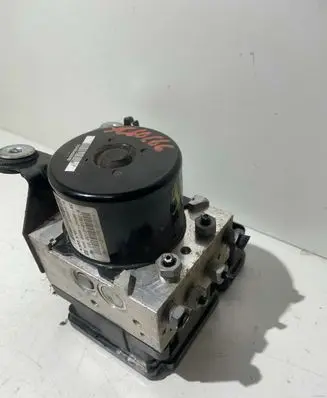 Volvo XC60 ABS Pump P30681619