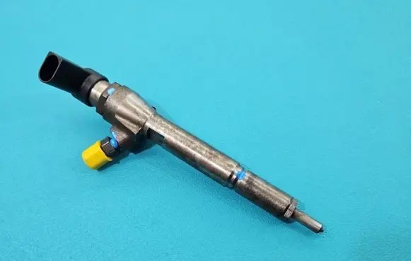 Renault Scenic II - Grand scenic II Fuel injector 8200380253 IMPRK1420760