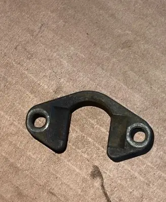 BMW 5 E39 Fuel Injector clamp holder 13537787215